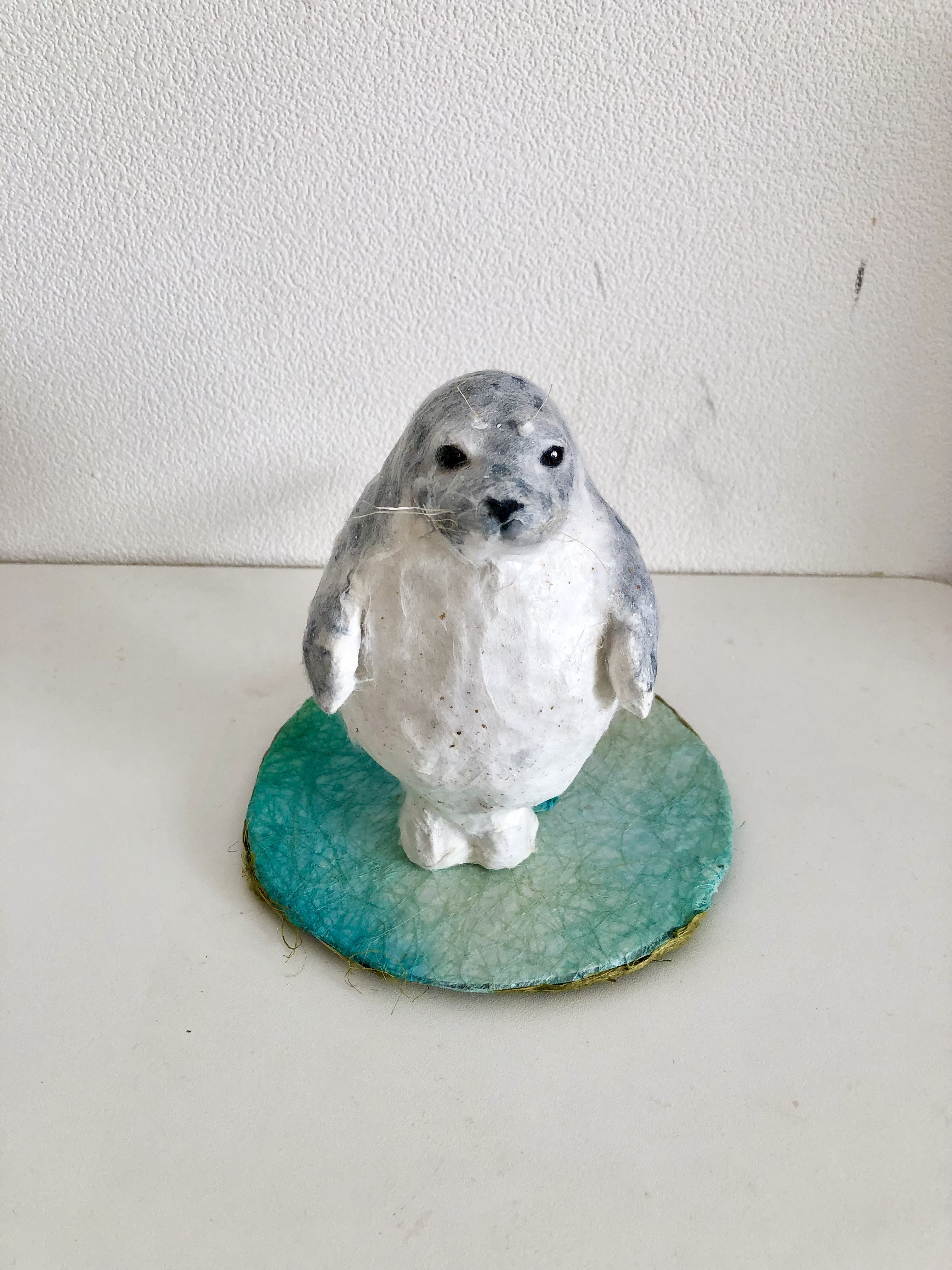 和紙のアザラシ茶柱