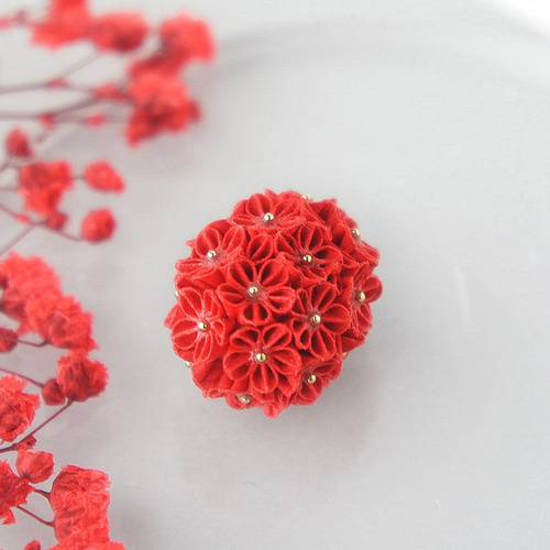 一本挿しかんざし 〔梅の花・オーバル〕 一本軸簪 2way つまみ細工