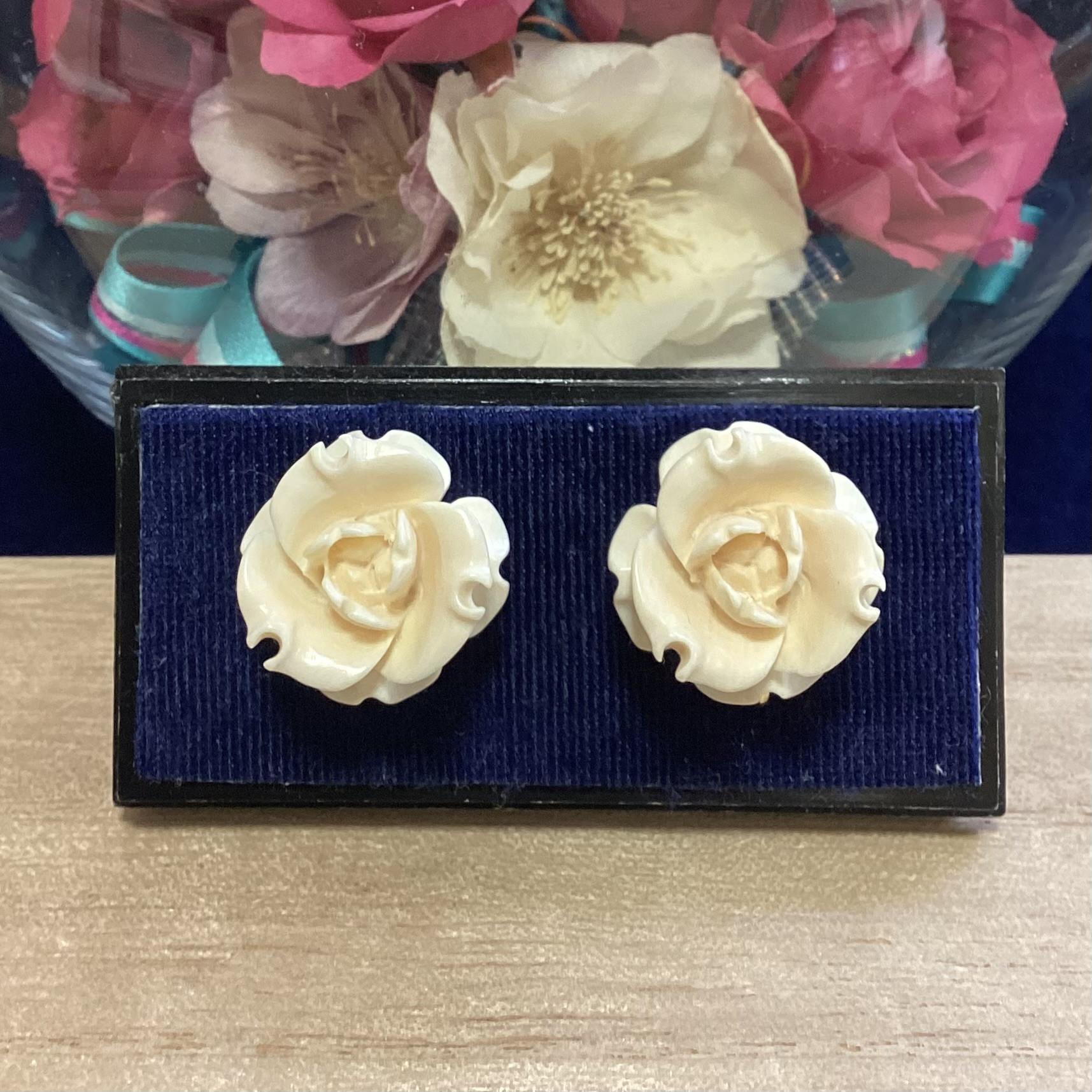 ☆本象牙イヤリング(薔薇）※H-22