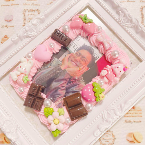 うさぎとイチゴとチョコのホイップデコ トレカケース ホイップデコ