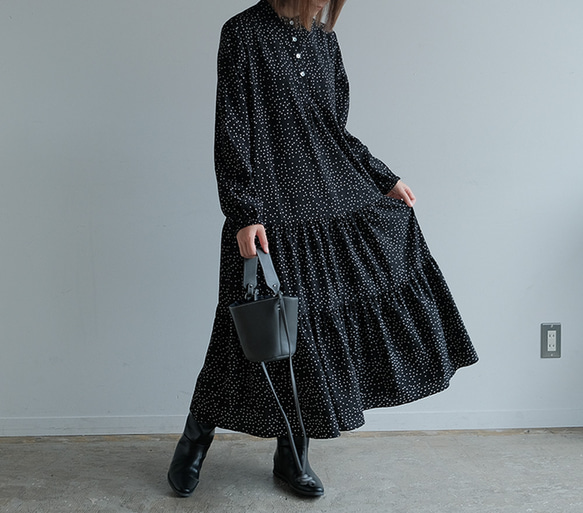 定価6万 CORCOVADO 22SS ボウタイ付き水玉総柄ワンピース 定価6万 CORCOVADO 22SS ボウタイ付き水玉総柄ワンピース