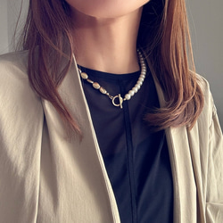 【2色展開】シンプルコーデに◎表情豊かな✴︎マンテルネックレス★*パール×メタル 7枚目の画像