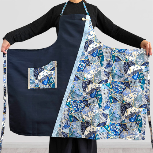 ご発送3日以内】和モダンエプロン 紺色と金継ぎ文様 ✴︎ 表地で