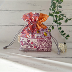 ハンドメイド 巾着バッグ choucho スリーピングローズ マカロンポーチ付き Cute drawstring bag / triangular gusset / DAYBAG / sewing