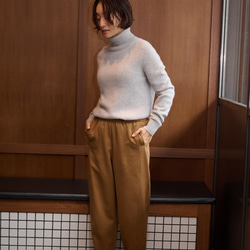 楽チンな履き心地が叶う　ボンディング生地パンツ　テーパードパンツ　キャメル色　241019-1 12枚目の画像