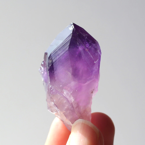 アメジスト ポイント 原石 単結晶 希少 紫水晶 鉱物 天然石 水晶