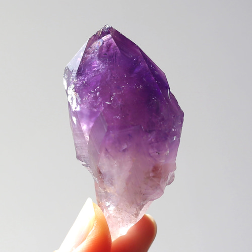 アメジスト ポイント 原石 単結晶 希少 紫水晶 鉱物 天然石 水晶