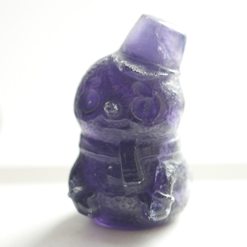 フローライト（蛍石）41mm 1個 愛らしい 雪だるま 手彫り彫刻 天然石