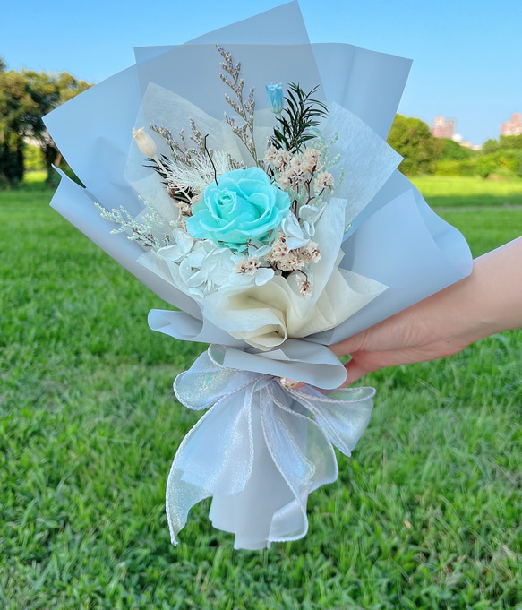 美しい毎日の青い一輪のバラの花束 ドライフラワー bonheurflo幸福花屋