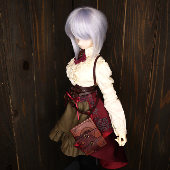 [受注生産] 1/3ドール 魔導書&ホルダーセット 本革 2枚目の画像