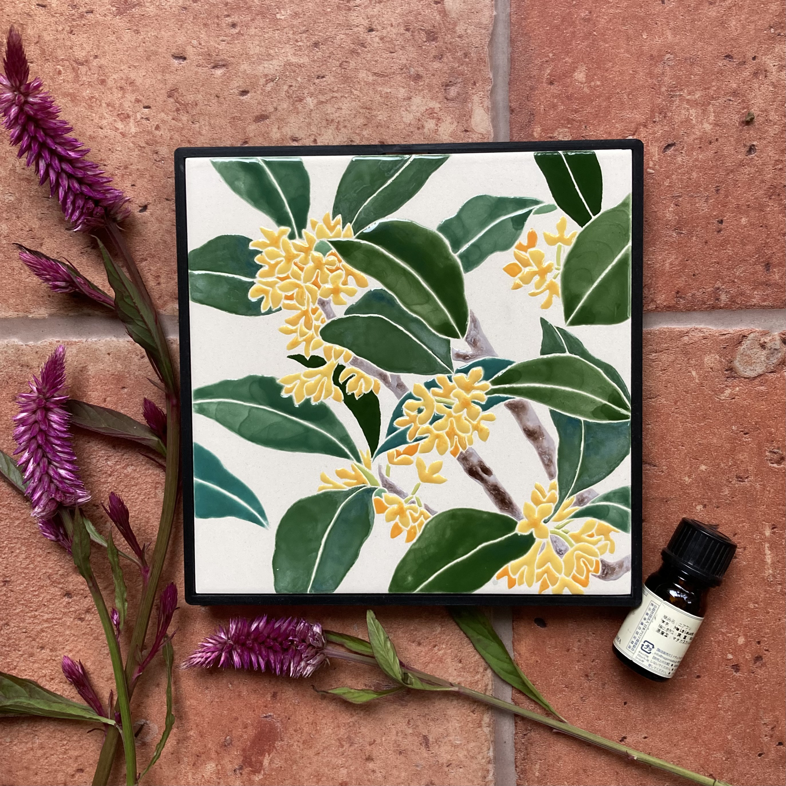 かおるアートタイル　金木犀