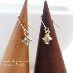 ◇ラウンドラインストーンのピアス(p-001)G ※廃番