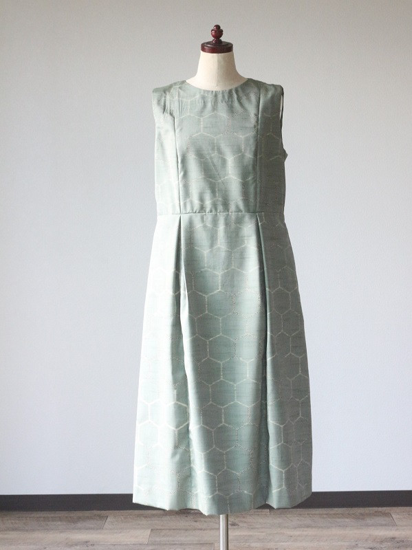 【着物リメイクオーダー】ノースリーブタックワンピース（裏地あり）