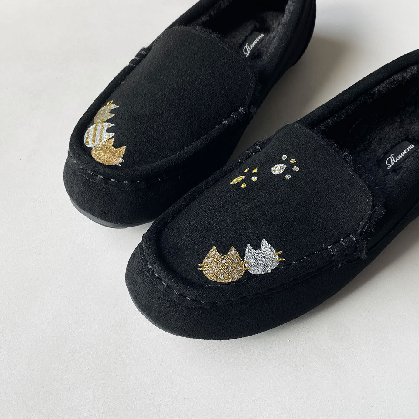 ★あったかボアの猫柄モカシンシシューズ「にゃんモカ」ブラック！ネコ ねこ！秋冬シューズ 2E【タイプA】【受注制作】