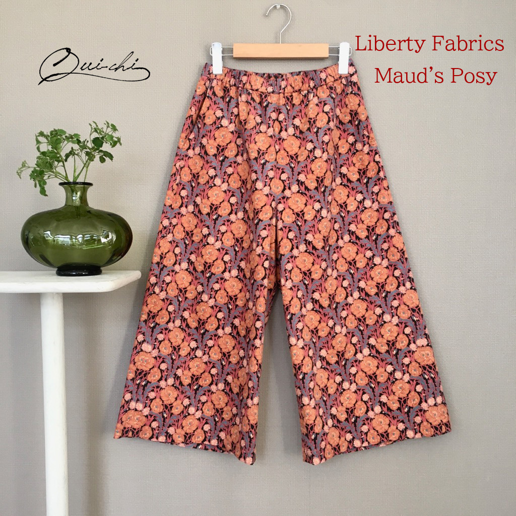 リバティ・ファブリックス《Maud's Posy》プリント・クロップドワイドパンツ