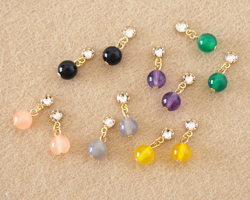 【RueBelle Designs】オンにもオフにも　上品な天然石ピアス ruebell ルーベルデザイン 天然石ピアス - メルカリ