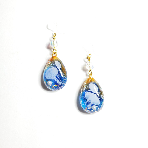 No.1152-A クラゲ☆海☆ピアス・イヤリング(しずく型・ゴールド 