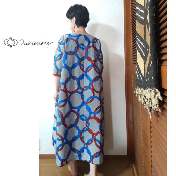 アフリカ布　ワンピース　アフリカンワンピース アフリカ布 オレンジ ツタ模様 ロング マキシ丈 ノースリーブ