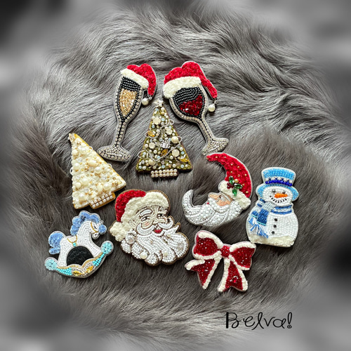 ビーズ刺繍のブローチ -クリスマスワイングラス- ブローチ Belva
