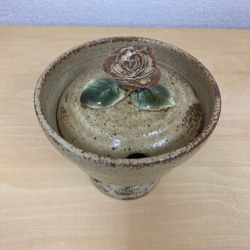 バラモチーフのシュガーポット　美濃焼 1枚目の画像