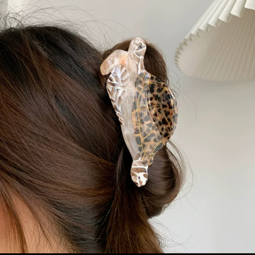 海亀 ヘアクリップ バレッタ ヘアアクセサリー バレッタ yohe 海亀 ヘアクリップ バレッタ ヘアアクセサリー バレッタ yohe