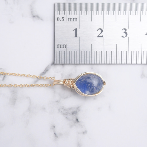 デュモルチェライトインクォーツ ペンダントトップ ワイヤーラッピング