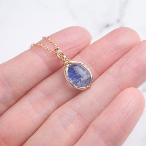 デュモルチェライトインクォーツのペントップ　14kgfワイヤーラップ デュモルチェライトインクォーツ ペンダントトップ ワイヤーラッピング