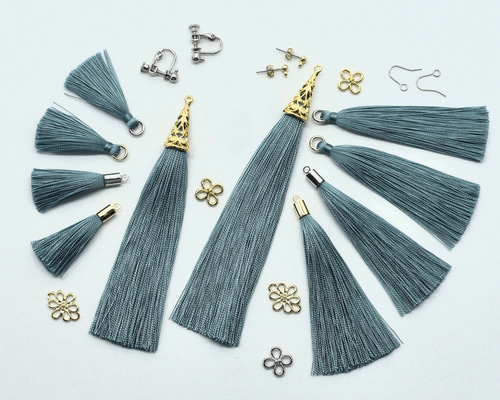 ♯14【絹100％】正絹糸タッセル〈ピアス・イヤリング・ハンドメイド