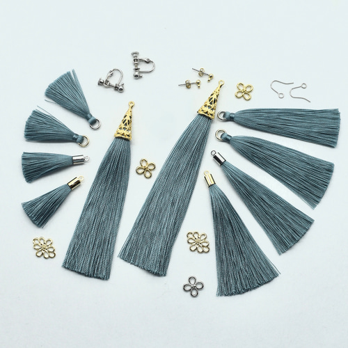 ♯14【絹100％】正絹糸タッセル〈ピアス・イヤリング・ハンドメイド