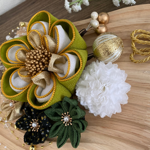 つまみ細工髪飾り 緑 成人式 卒業式 結婚式 和装 かんざし 麗月