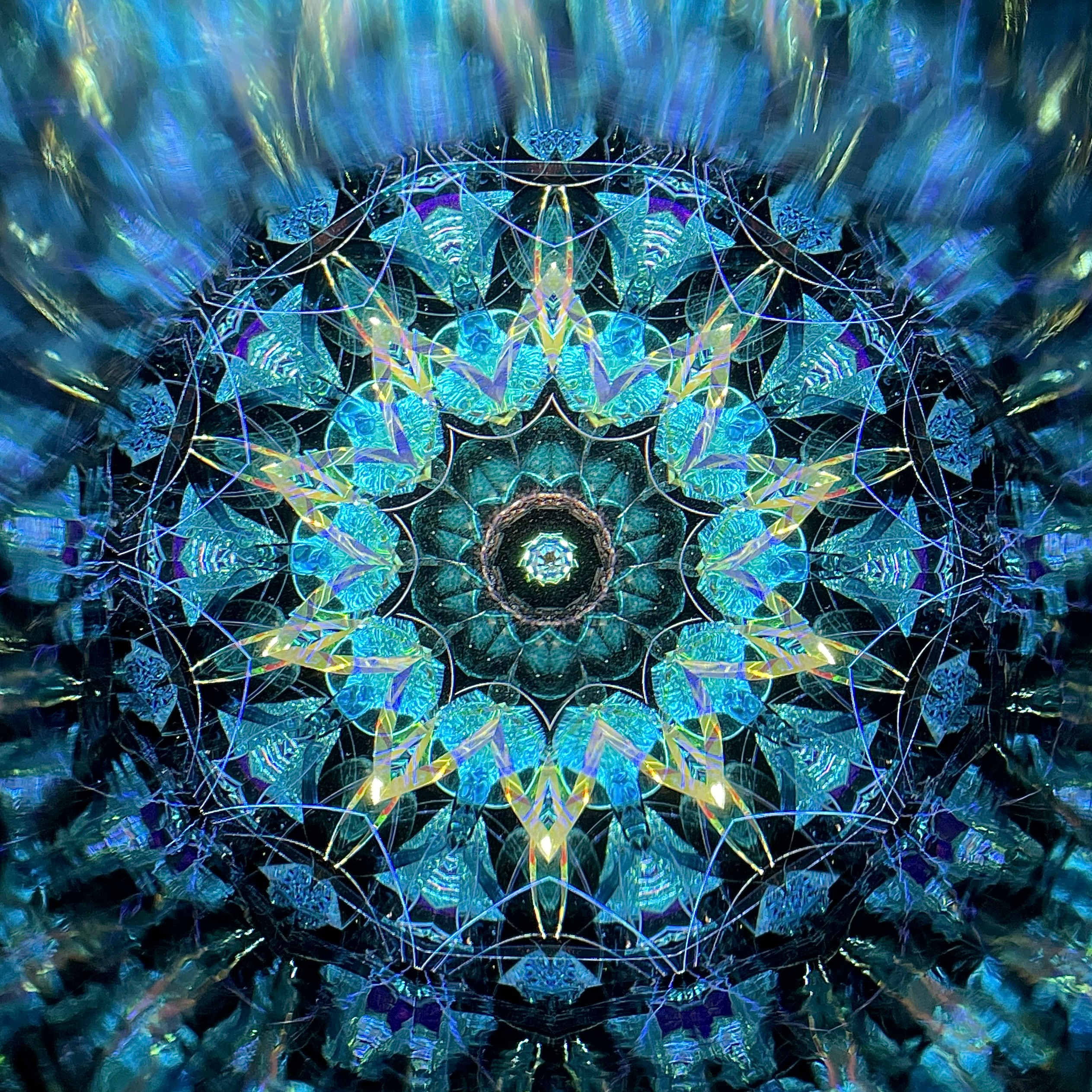 作家作品　万華鏡 水色