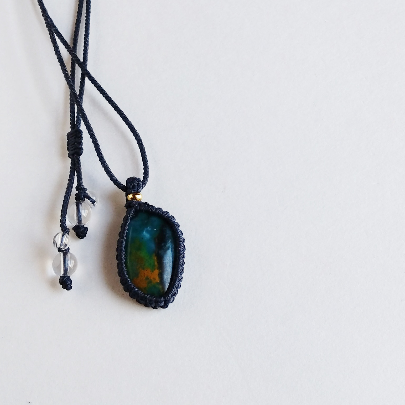 オパライズウッド マクラメネックレス