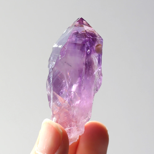 アメジスト ポイント 原石 単結晶 希少 紫水晶 鉱物 天然石 水晶