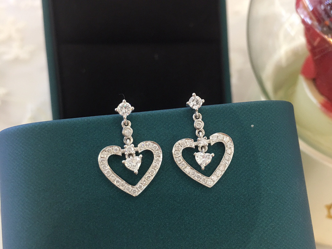 天然ダイヤモンドピアス0.52ct　k18