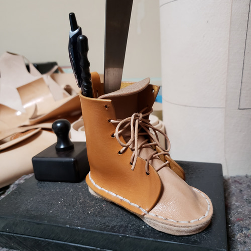 ブーツ型のペンスタンド その他インテリア雑貨 Nerine 通販 18453244