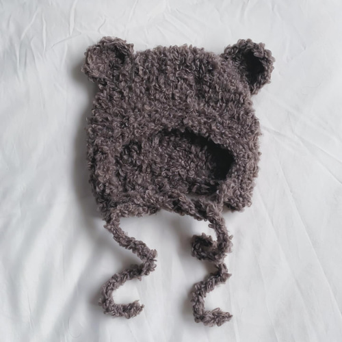 もこもこくまさんボンネット bearbonnet 手編み ベビー帽子 出産祝い