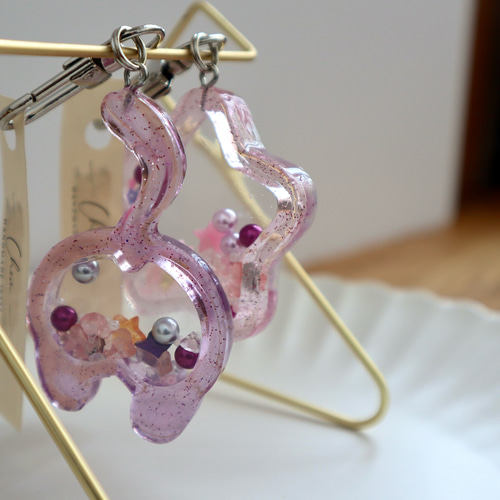 シャカシャカレジンキーホルダー 星型ピンク その他アクセサリー Chem