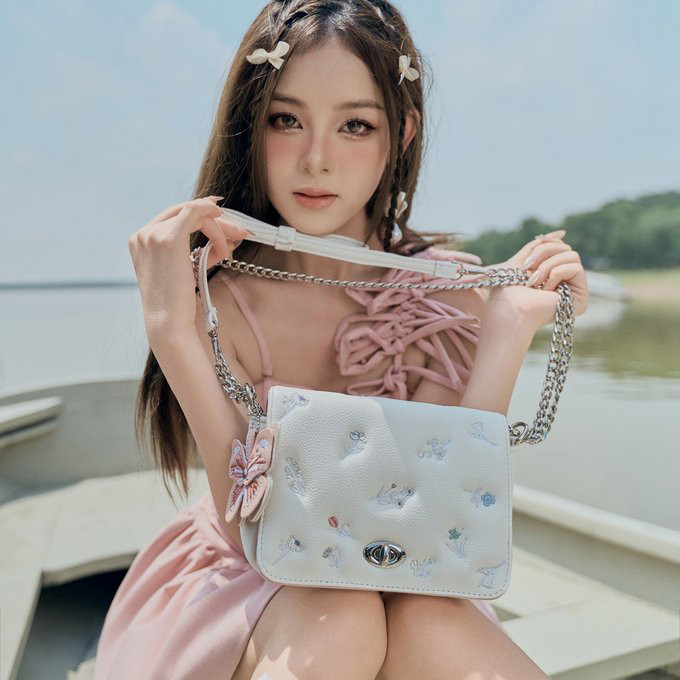 新品未使用】chiiiibag レザーハートショルダーバッグ オフホワイト