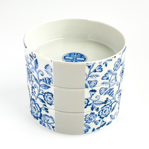 シノワズリ 青と白の花柄 三段重とお取り皿 送料無料 その他キッチン