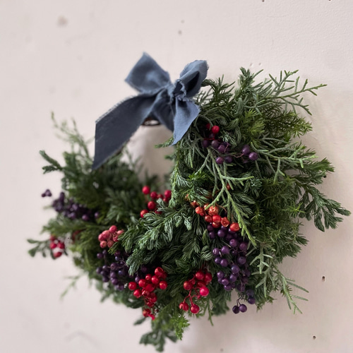 berry wreath ✩.*˚ フレッシュ コニファー クリスマスリース ミニ