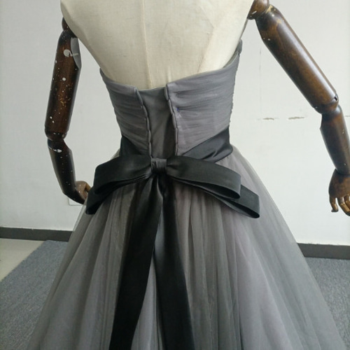 グレーカラードレス オフショルダーの2WAYドレス ロングトレーン