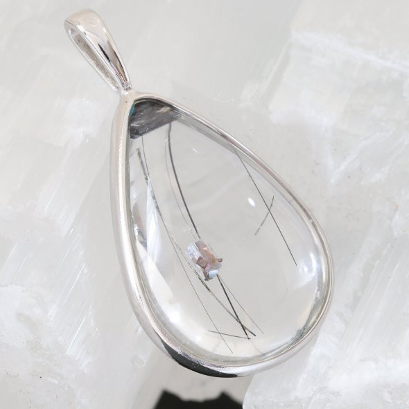 1点もの ルチルクォーツ ペンダントトップ（ペアシェイプ）SV925 シルバー 銀枠 ネックレス チャーム 天然石