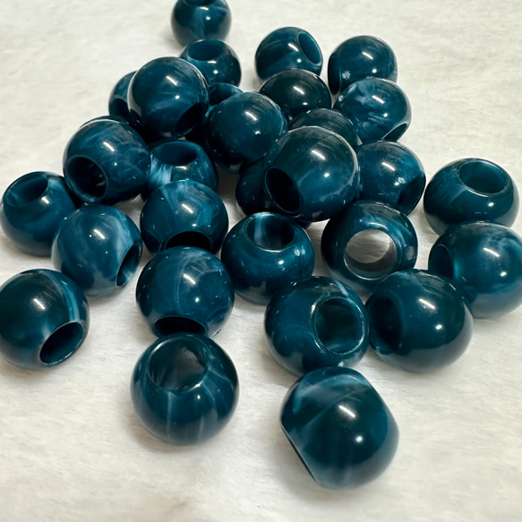 30個 天然石風 大穴 プラスチック ビーズ 11枚目の画像