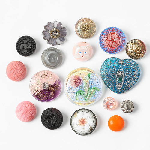 チェコ 新旧色々ガラスボタン 17個セット お買い得 ボタン Babovka
