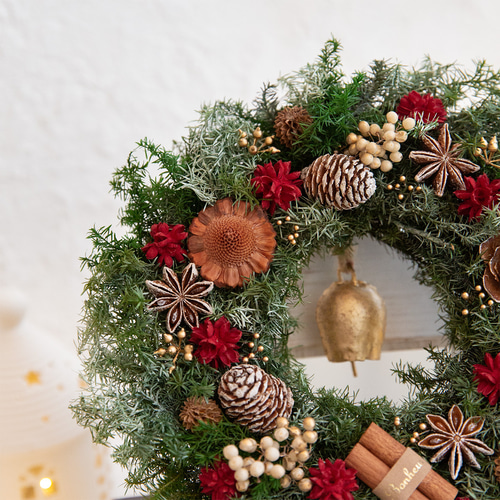 木の実のクリスマスリース リース La Rosée (ラ・ロセ) 通販 18457505