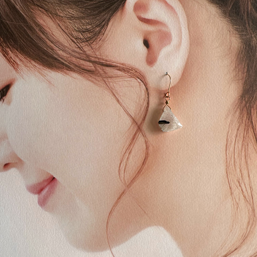 天然石のピアス イヤリング ✳︎ブラックトルマリンインクォーツ