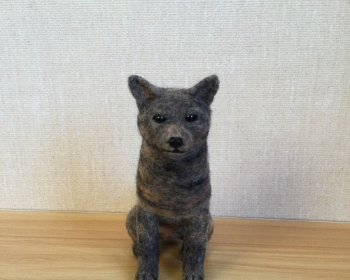 ニードルフェルトキット ふわふわ羊毛でつくる、フェルト犬