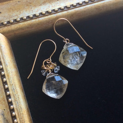 14kgf スイスブルートパーズとトルマリンのピアス ピアス（フック