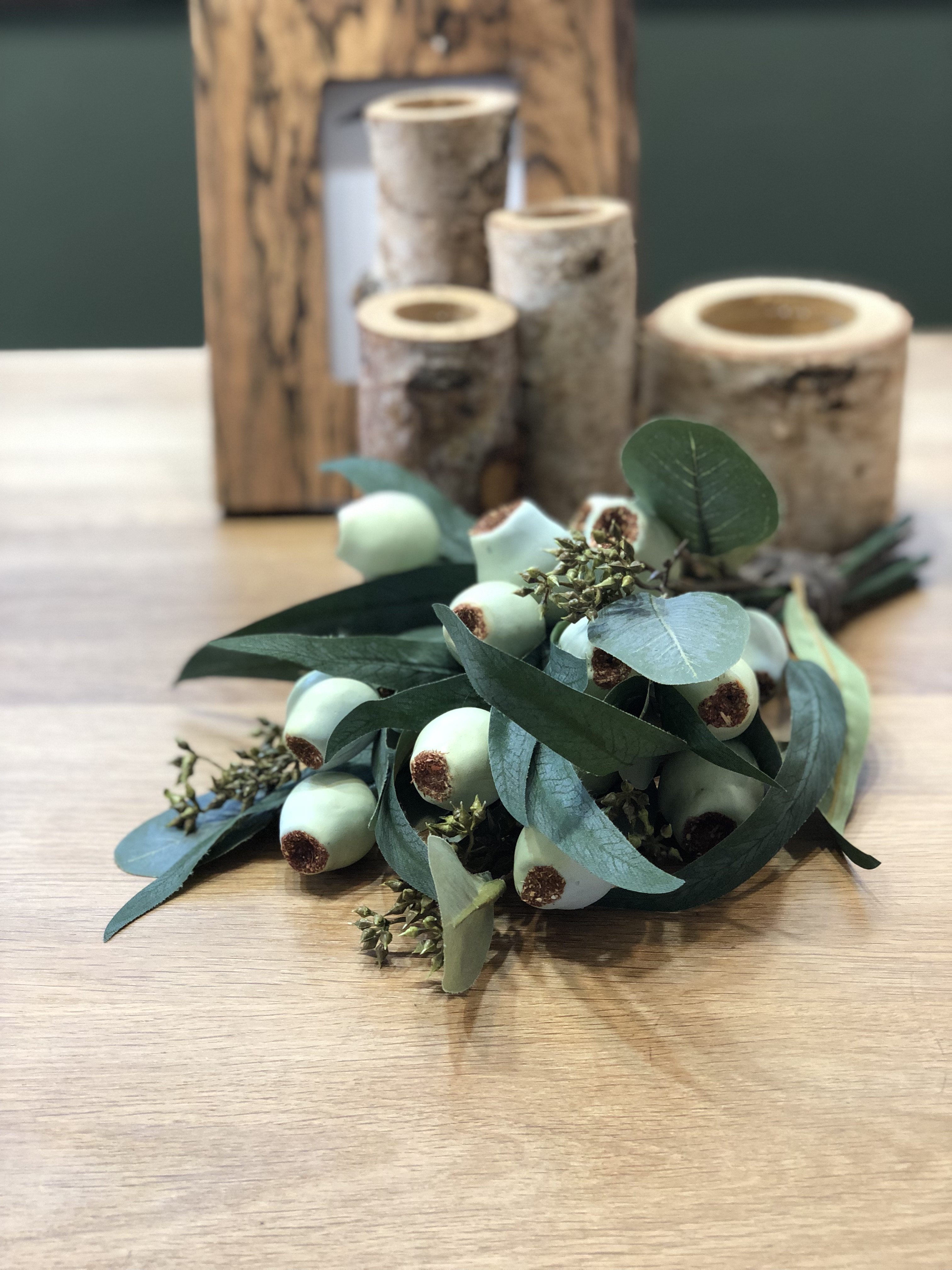 おしゃれなユーカリのスワッグ シンプル ナチュラル スワッグ atelier