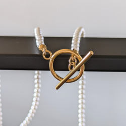 超長款日本貝殼珍珠項鍊及耳環套裝。正式場合配戴，採用醫用級不鏽鋼材質。是聖誕節和新年的完美選擇。 第10張的照片